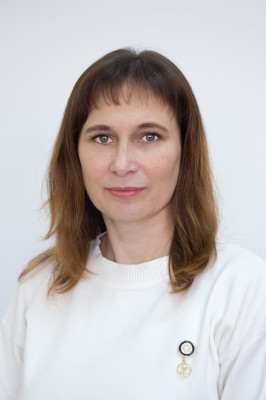 Учитель-дефектолог Устюгова Екатерина Евгеньевна Учитель-дефектолог Устюгова Екатерина Евгеньевна